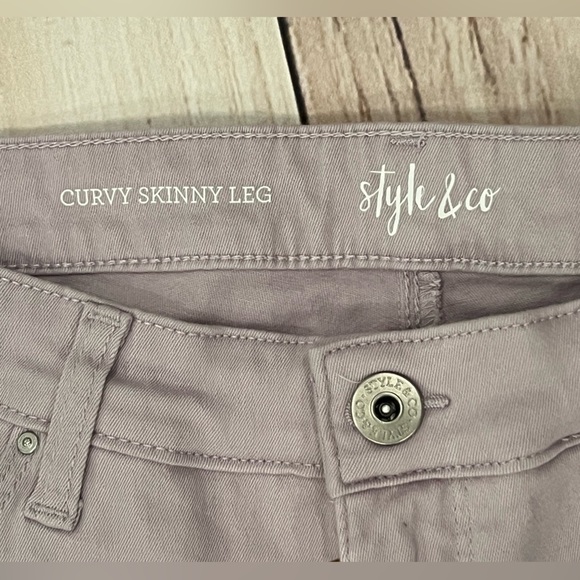 STYLE & CO Purple curve Skinny leg Jeans with Elastic Waistband/size 12 - Picture 4 of 7